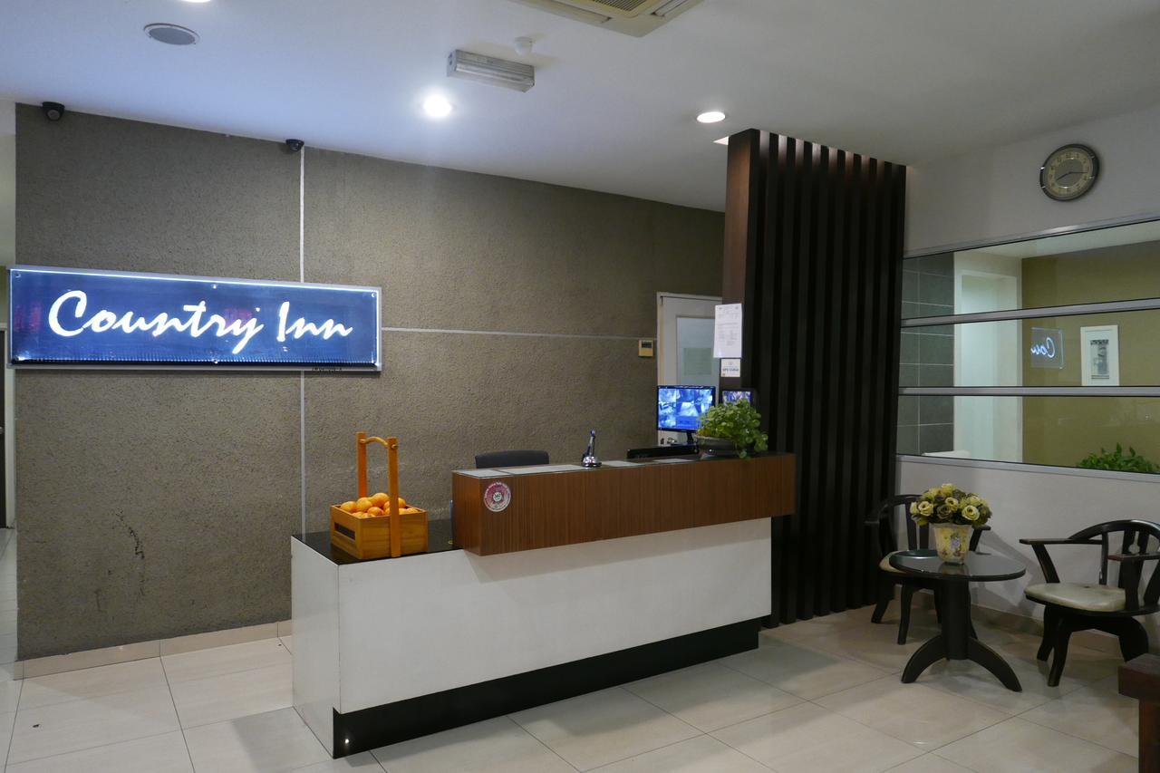 Country Inn Kulai Εξωτερικό φωτογραφία