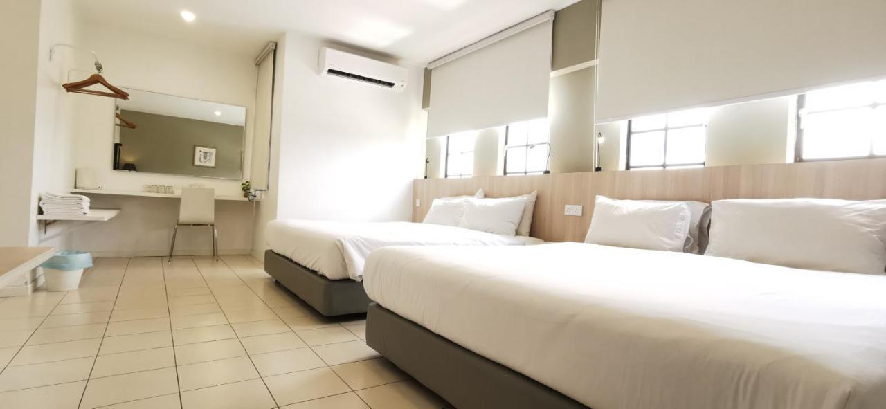 Country Inn Kulai Εξωτερικό φωτογραφία